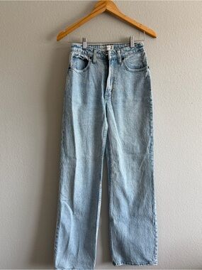 Abercrombie & Fitch Light Blue Relaxed Jeans